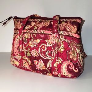 VERA BRADLEY Small Tote in Picadilly Plum Paisley Cranberry